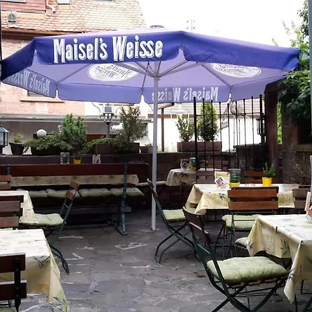 Zum Burgtoerle Πανσιόν *