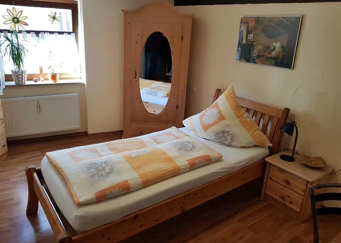 Zum Burgtoerle Вальдюрн